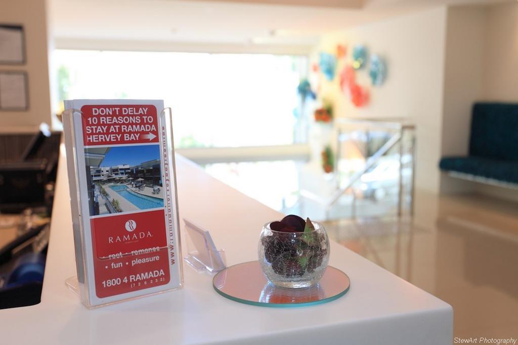 Ramada By Wyndham Харві-Бей Номер фото A hotel brochure